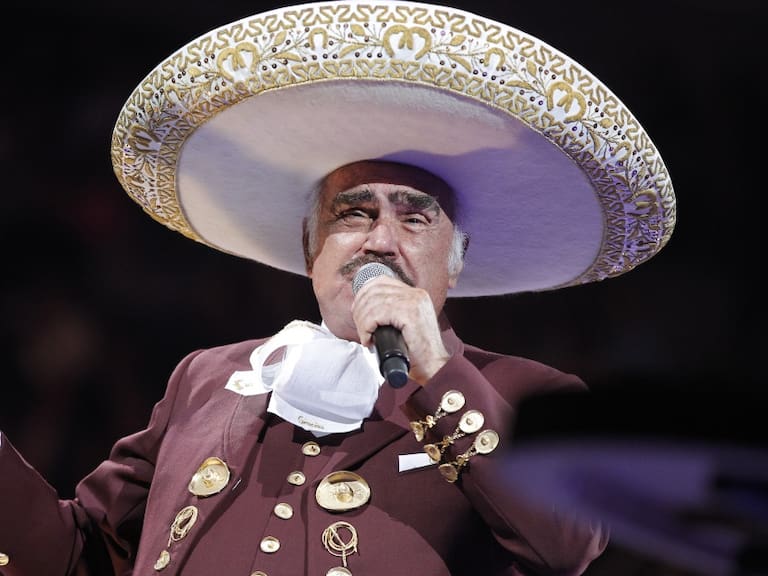 Vicente Fernández será homenajeado con estatua en Guadalajara