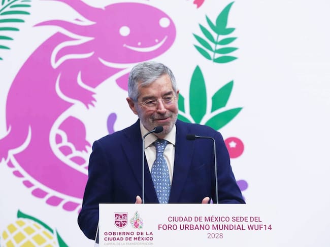 México ratifica ayuda humanitaria a Cuba; Juan Ramón de la Fuente descarta conflicto con EEUU