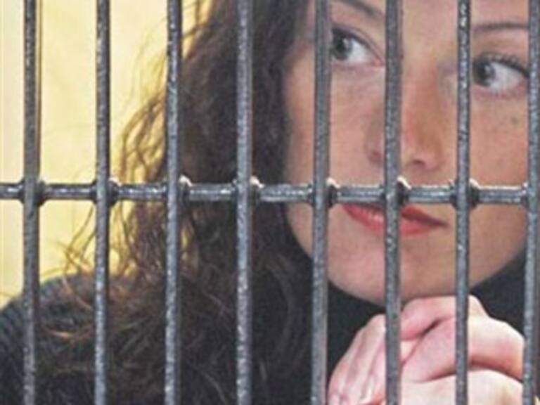 Reitera PGR en comunicado que Florence Cassez debe permanecer en prision