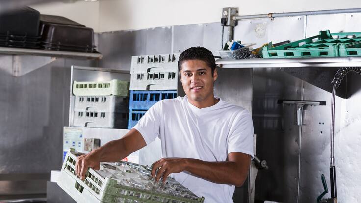 ¿A qué clase social perteneces según tu salario en México? Rangos de ingreso 2025