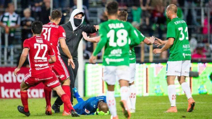 Joven de 17 años golpea a portero en el futbol de Suecia