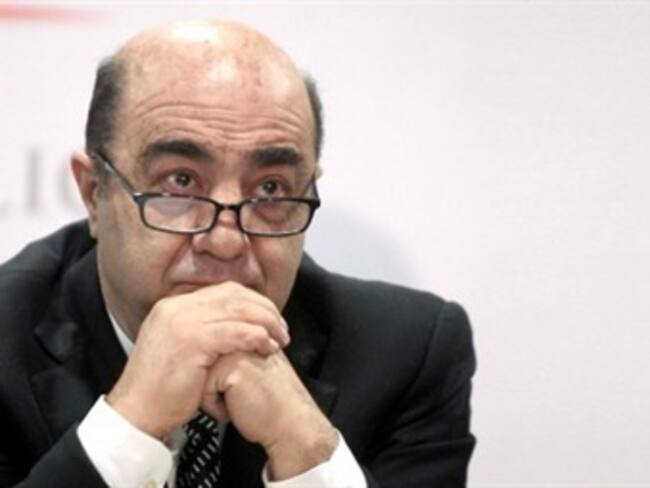 PGR sin elementos para vincular a normalistas con el narco: Murillo Karam