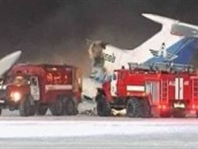 Incendio en aeropuerto de Miami causa retraso en vuelos