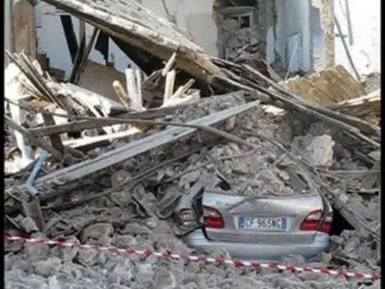 Sismo deja 589 muertos en China