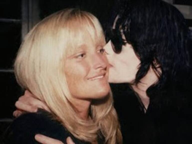 Asegura Debbie Rowe que Michael Jackson era adicto a las drogas