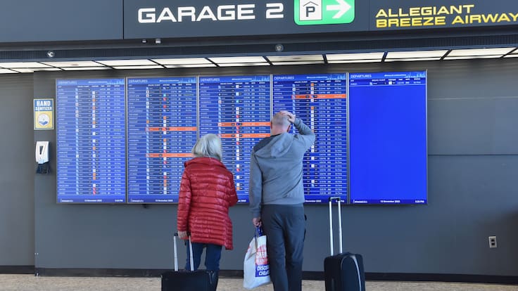 FAA anuncia que los vuelos en EU se normalizan tras levantar restricciones