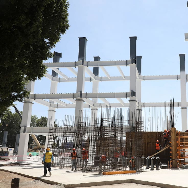 Sheinbaum propone que la SICT construya y rehabilite escuelas y hospitales