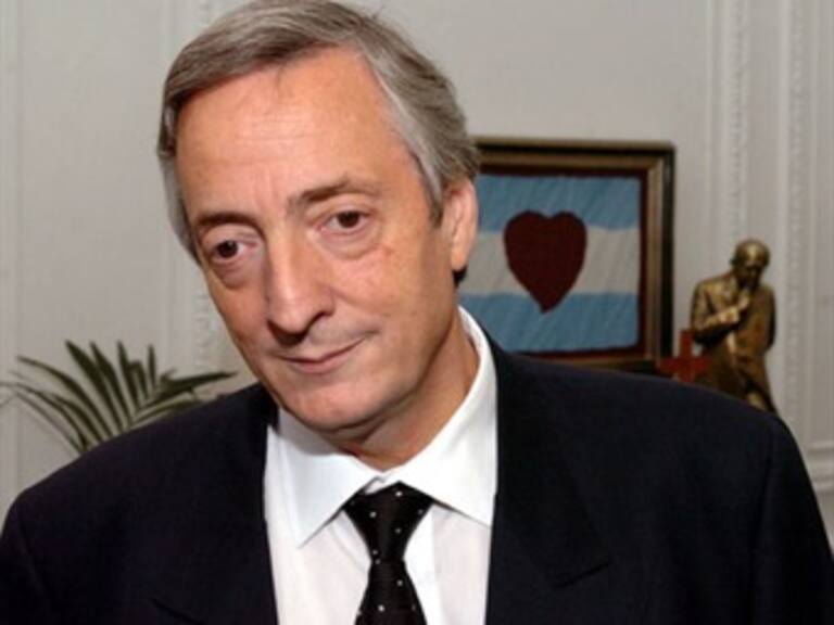 Comienza velorio masivo de Néstor Kirchner en Buenos Aires