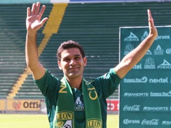 Presentan a Rafael Márquez en el Club León