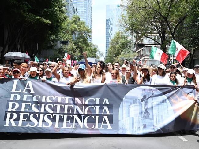 Marcha “La Resistencia”: Ciudadanos acusan la caída del Poder Judicial en México