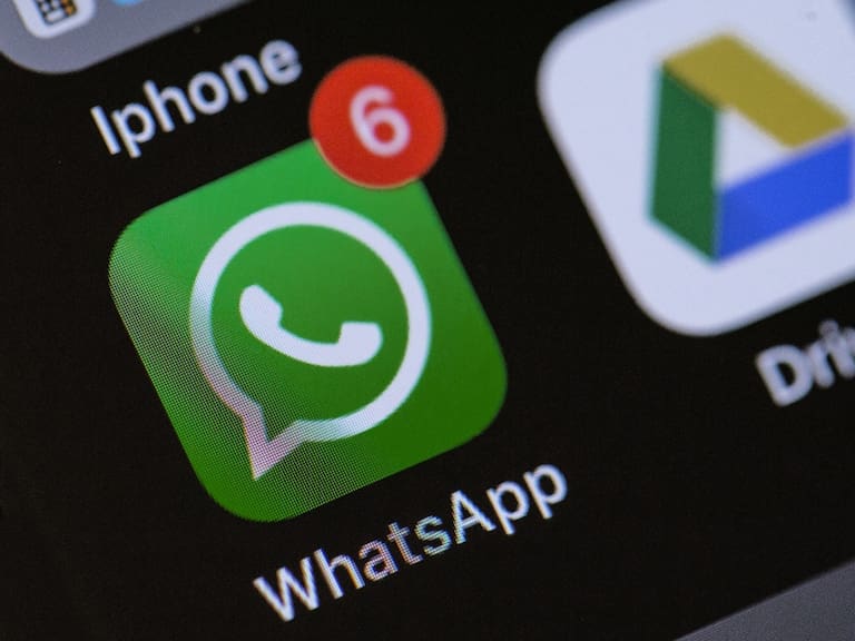WhatsApp: aquí te decimos cómo pasar tus audios de voz a mensajes de texto