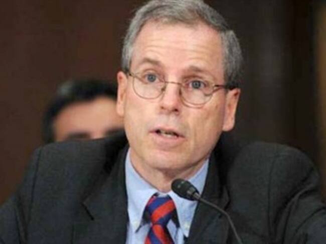 Cierra EU embajada en Siria