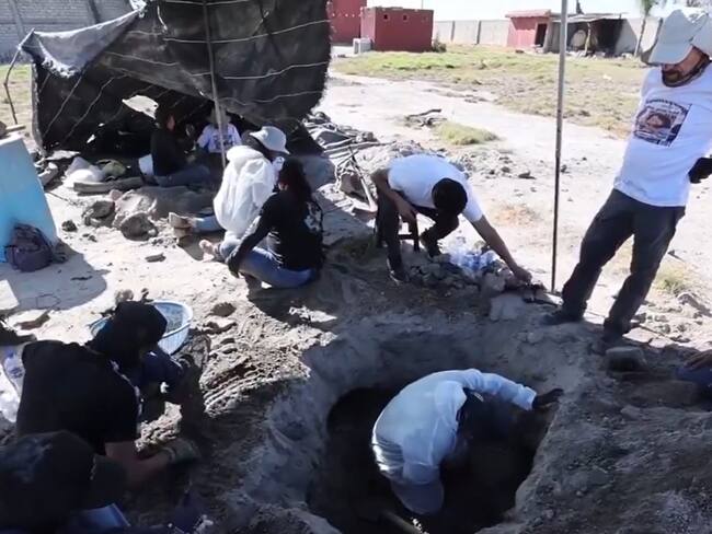 La sociedad está como adormecida, México es un cementerio: Héctor de Mauleón