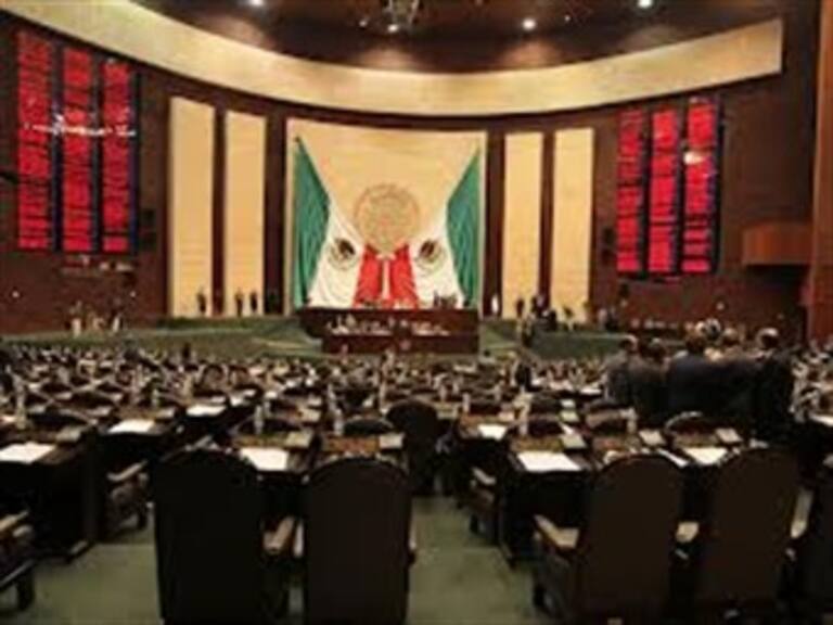 Lamenta Congreso accidente en edificio de Pemex