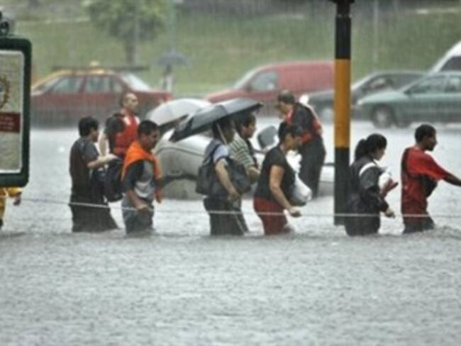 Produce tormenta cortes de electricidad y agua en Paraguay