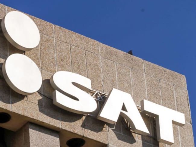 Denuncian trabajadores del SAT a altos funcionarios por actos de corrupción