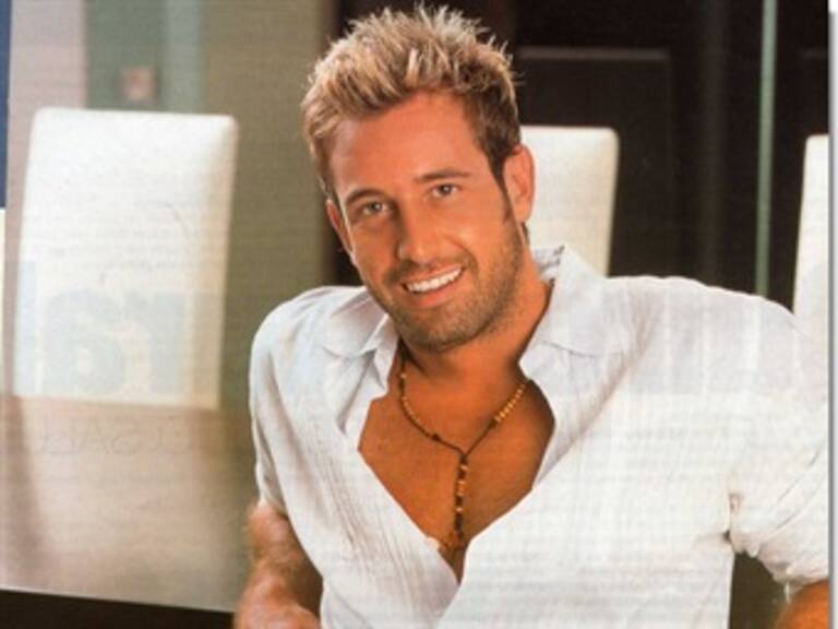 Ejercita Gabriel Soto su cuerpo para no decepcionar en "show"