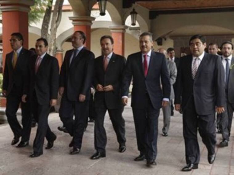 Llegan a acuerdos. Manlio Fabio Beltrones, Luis Villarreal, Silvano Aureoles, coordinadores parlamentario. 17/01/13