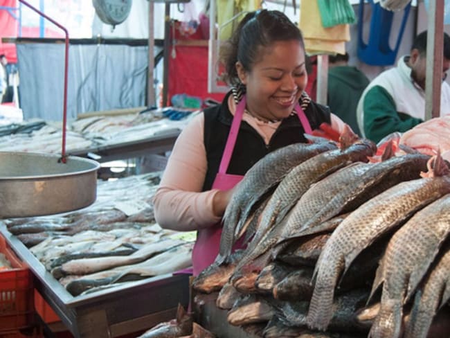Garantizado abasto de pescados y mariscos para Semana Santa: Sader