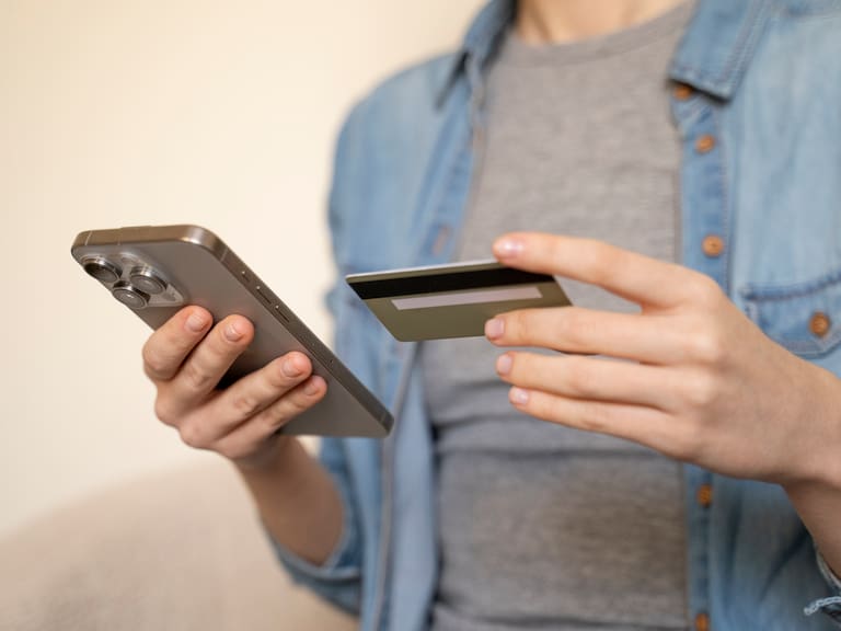 ¿Tu dinero en pausa? IMCP advierte riesgos por congelamiento de cuentas sin orden judicial