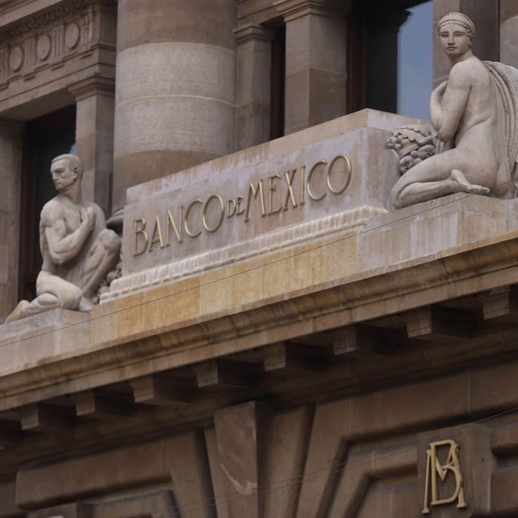 Banxico baja previsión de crecimiento y mantiene tasa de interés en 6.50%