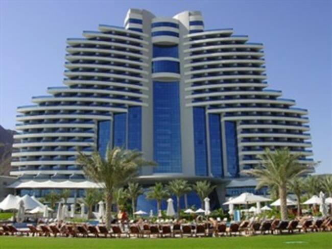 'Crece el grupo Fibra Hotel'. Momento Corporativo con Roberto Aguilar. 25/04/13