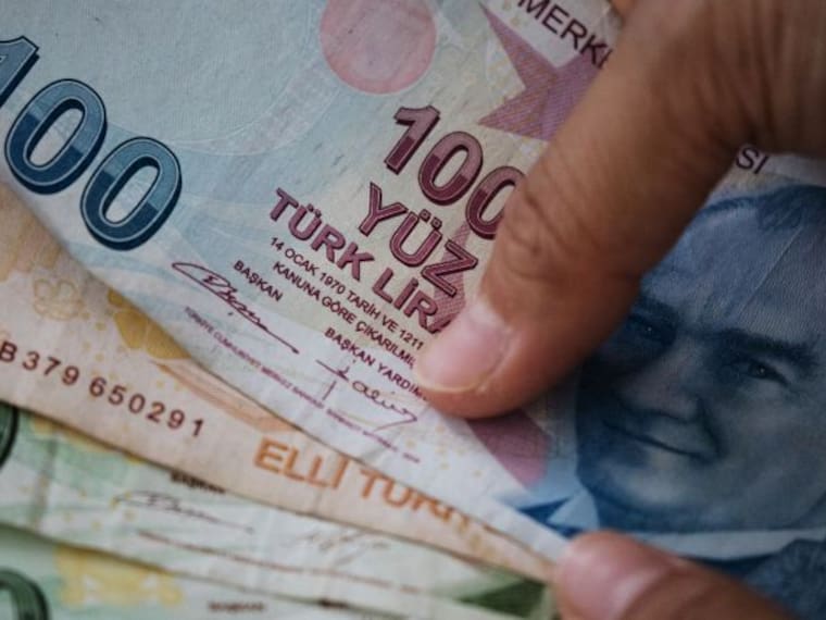 Jonathan Ruiz, Directivo y Columnista de El Financiero-Bloomberg, nos da su análisis del efecto Turquía, que pone al peso de cabeza frente al dolar.