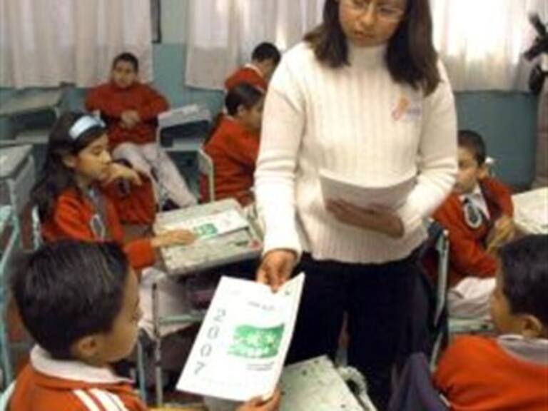 Sancionar a maestros y escuelas con malos resultados