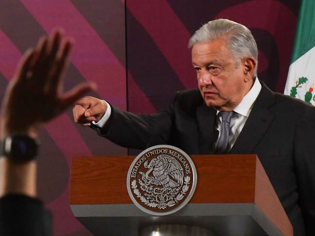 Rechaza INE suspender “mañaneras” del presidente López Obrador