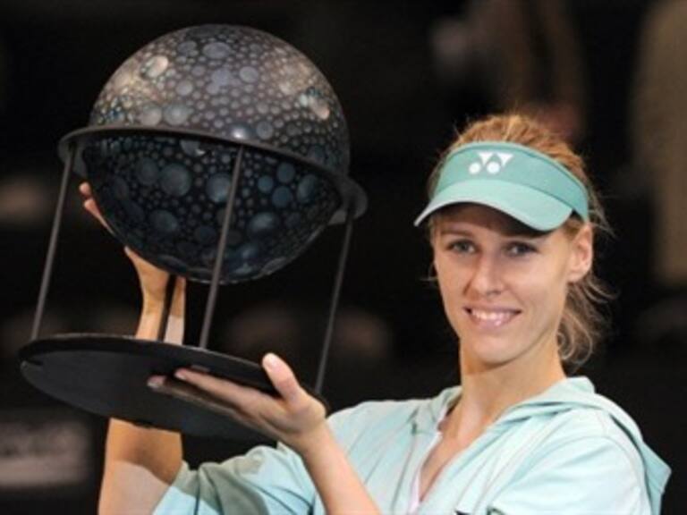 Gana Dementieva torneo WTA en París