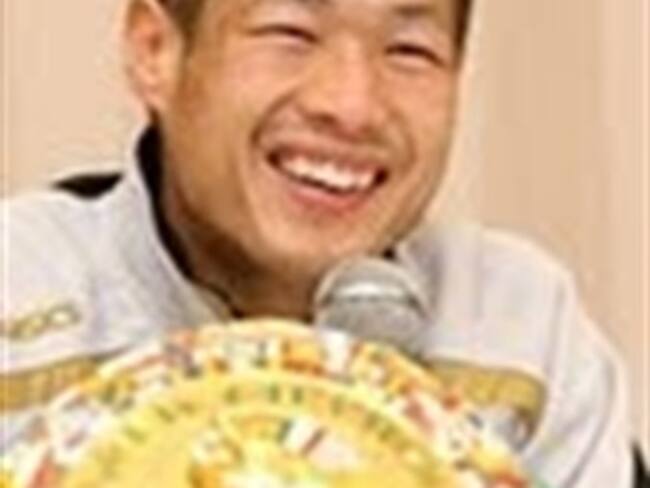 Pierde combate el mexicano Burgos ante Hasegawa por título pluma CMB