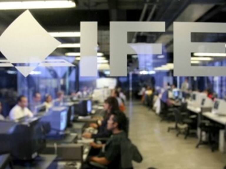 Critica CIRT monitoreo de noticiarios del IFE