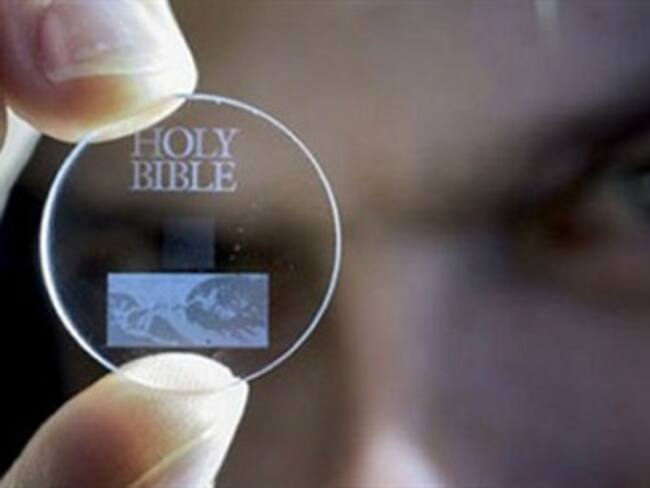 ¡Increíble! Este disco de cuarzo puede almacenar hasta 360 Terabytes