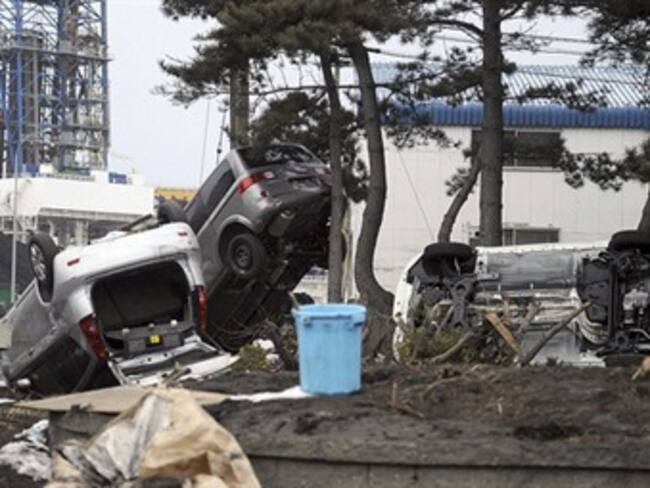 Asciende a 6 mil 911 cifra de muertos en Japón