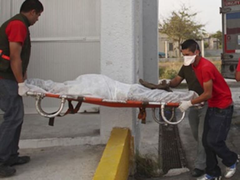 Transportan 50 cadáveres más de Tamaulipas al DF