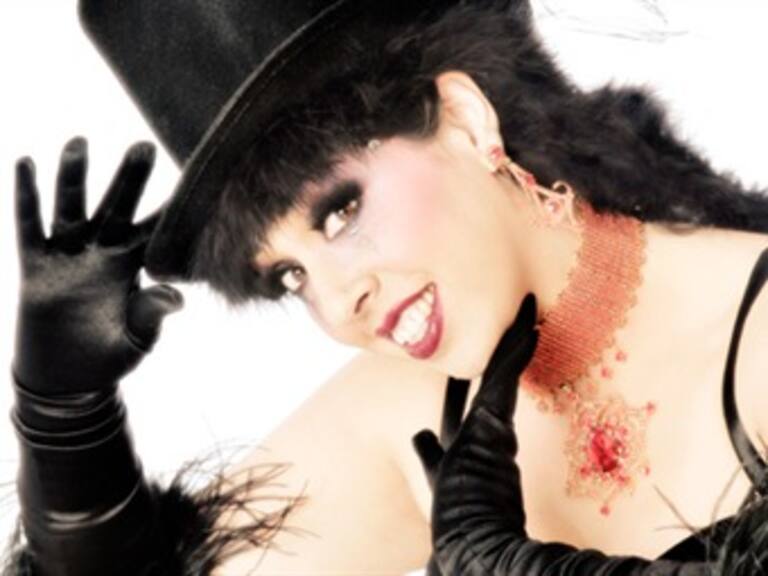 Se aproximan diez años de 'Regina en diván'