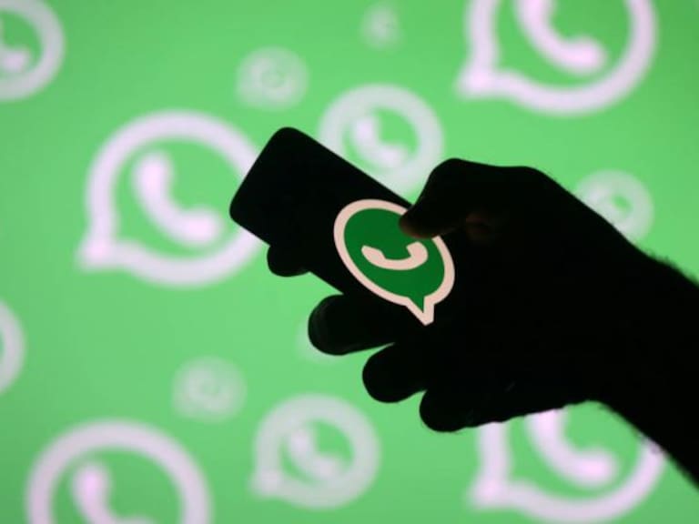 WhatsApp te alerta sobre mensajes reenviados