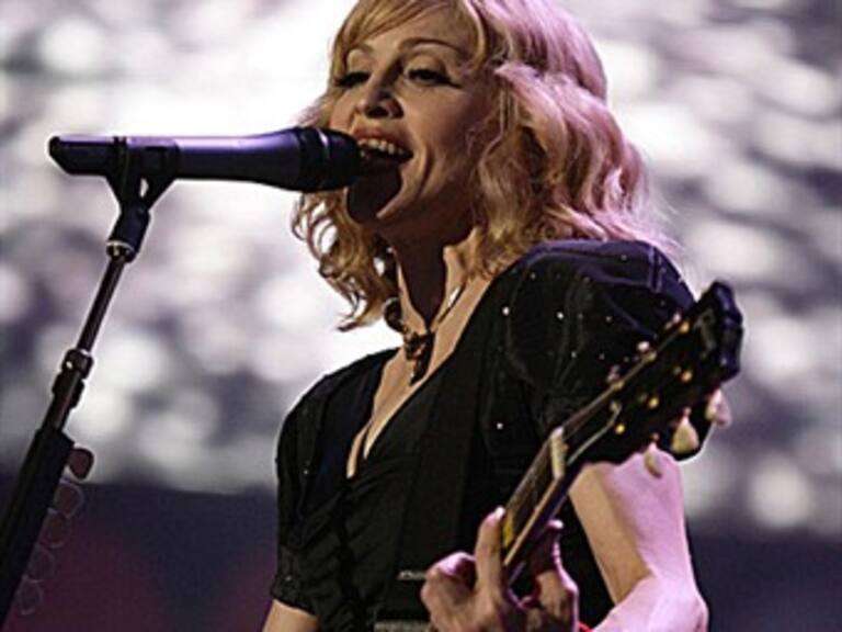 Recorre Madonna lugares santos judíos en Jerusalén