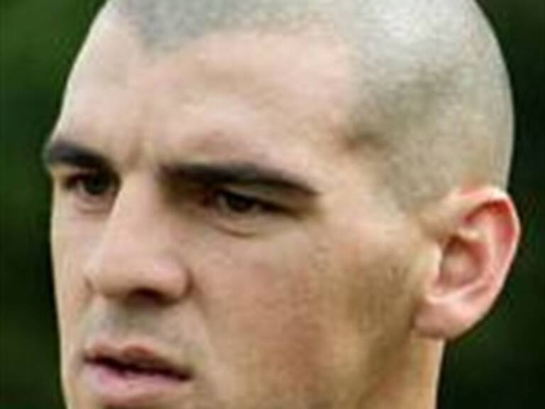 Aplican 3 juegos de suspensión al jugador argentino Macaluso