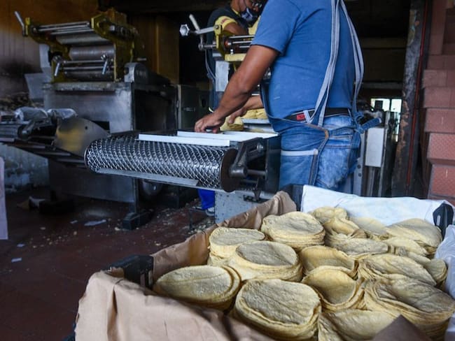 Tortillerías de Uruapan cierran por amenazas
