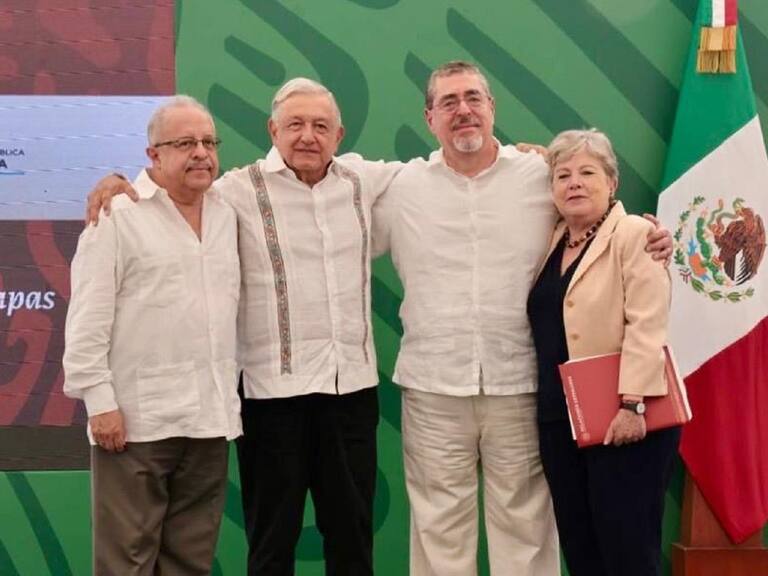 Migración, seguridad, desarrollo sustentable, infraestructura, comercio e inversión son parte del compromiso signado entre México y Guatemala