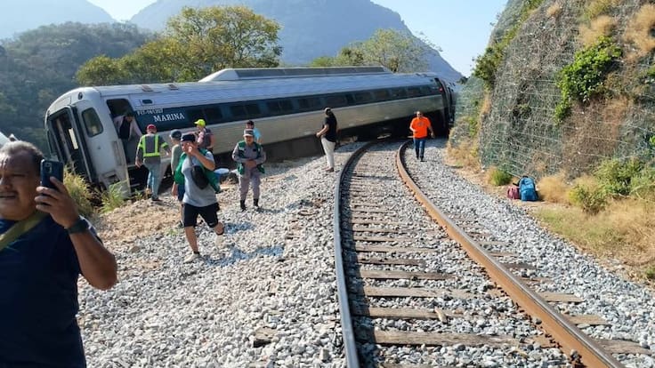 Descarrilamiento del Tren Interoceánico en Oaxaca deja 13 muertos; Sheinbaum confirma saldo