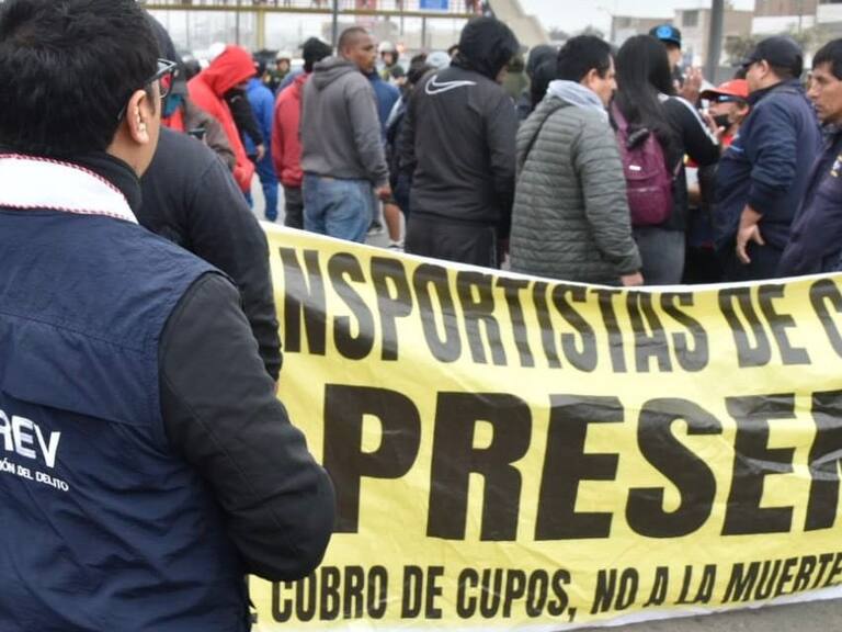 El Paro de Transportistas en Lima, Perú, tuvo lugar tras el asesinato de tres conductores en una creciente ola de extorsiones contra el sector.