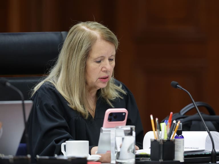 La ministra Loretta Ortiz solicitó licencia a la SCJN por cuestiones de salud, prevé su regreso el 10 de mayo.