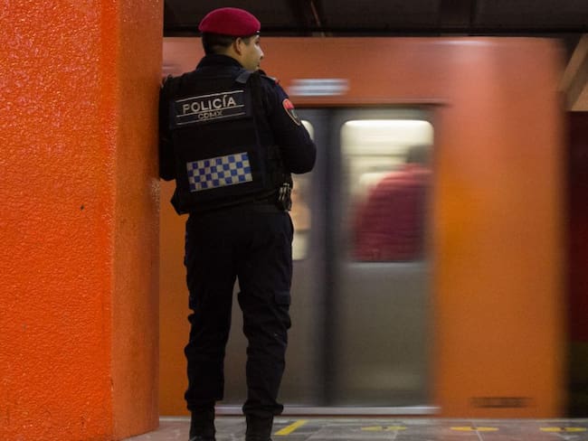 Asume la policía responsabilidad por muerte de la usuaria en el Metro