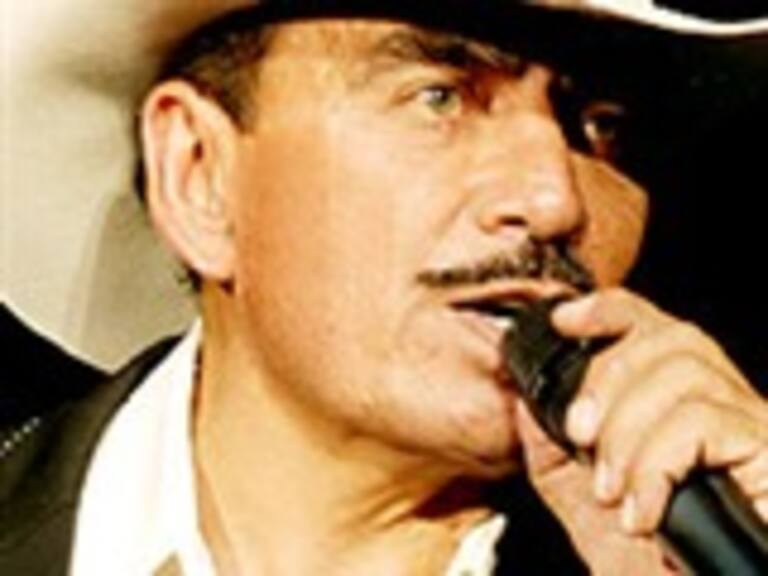 Reciben Los Tigres y Sebastian en México el 2009