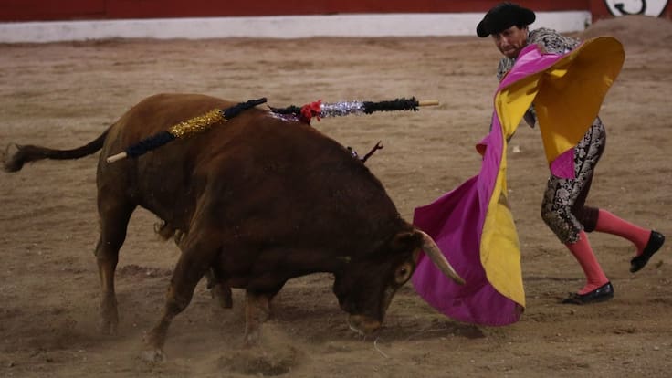 Corte autoriza corrida de toros en la Plaza México