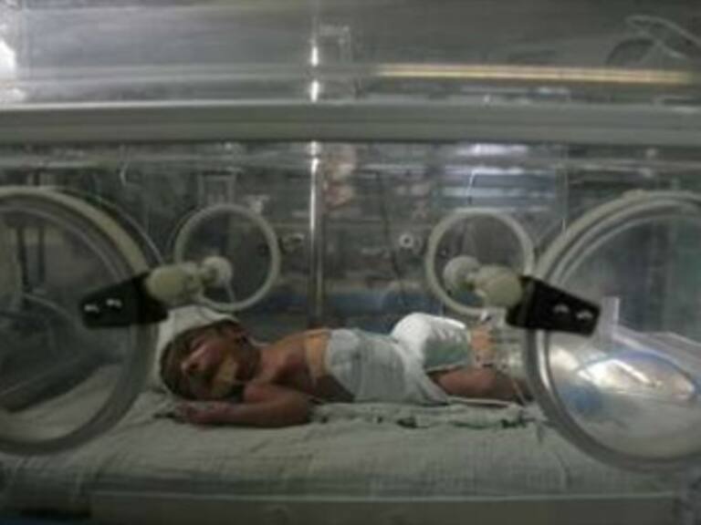 Dan por muerta a niña y antes de enterrarla se dan cuenta que está viva