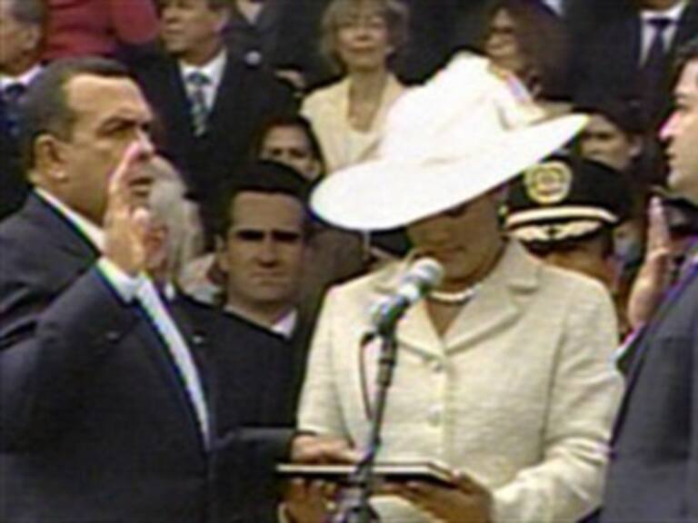 Lobo asume como nuevo presidente de Honduras