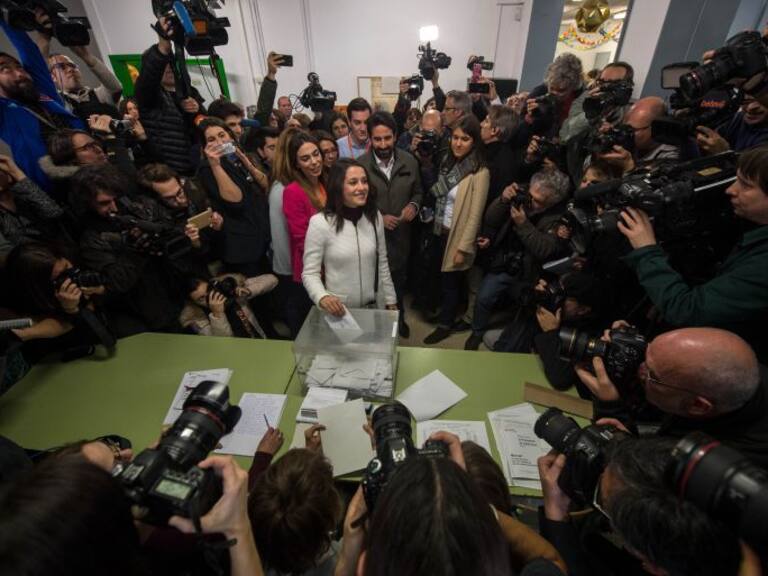 Cataluña vive elecciones históricas